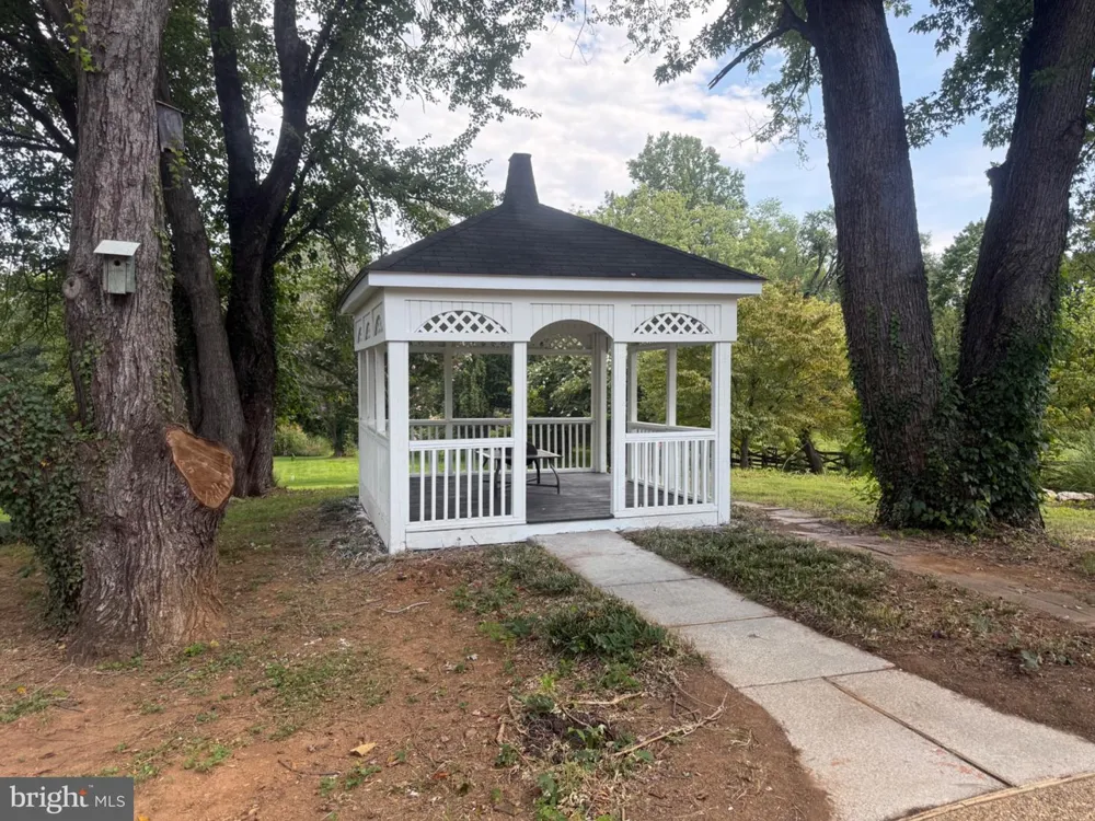 753 BEAR WALLOW ROAD Warrenton, VA 20186