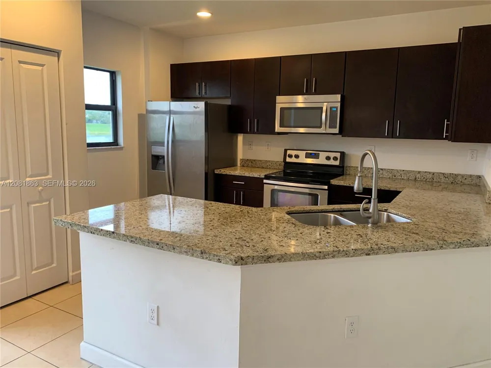 429 NE 194th Ter #429 Miami, FL 33179