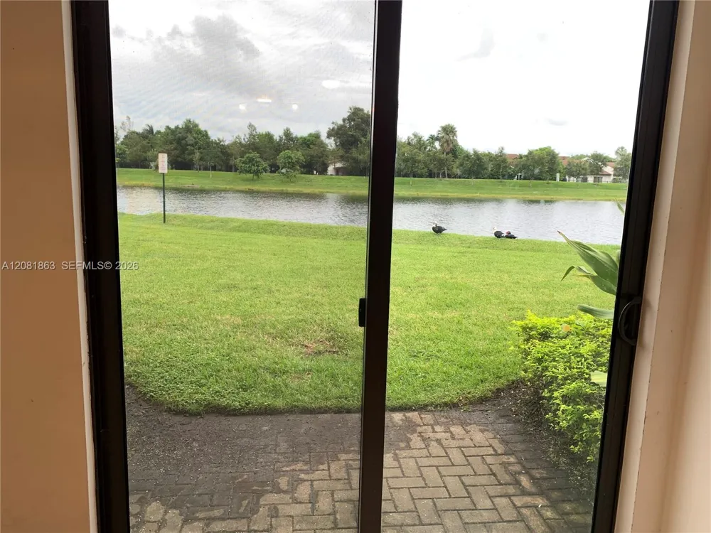 429 NE 194th Ter #429 Miami, FL 33179