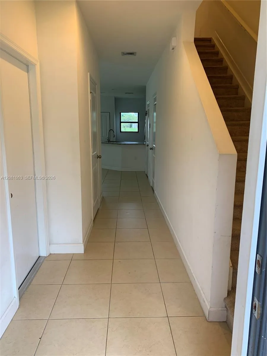 429 NE 194th Ter #429 Miami, FL 33179