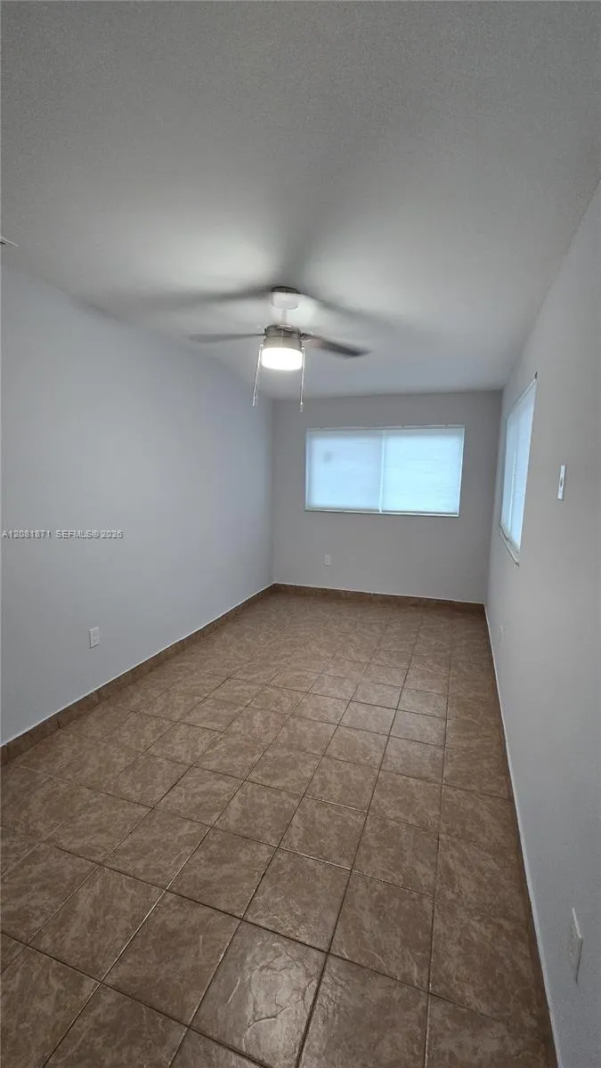 5911 SW 6th St #2 Miami, FL 33144
