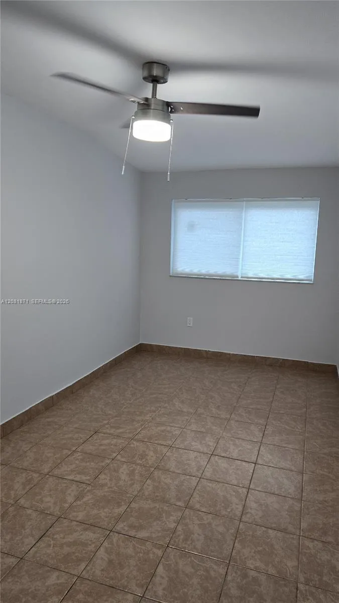5911 SW 6th St #2 Miami, FL 33144