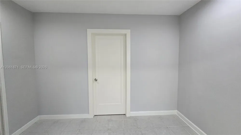 5911 SW 6th St #2 Miami, FL 33144
