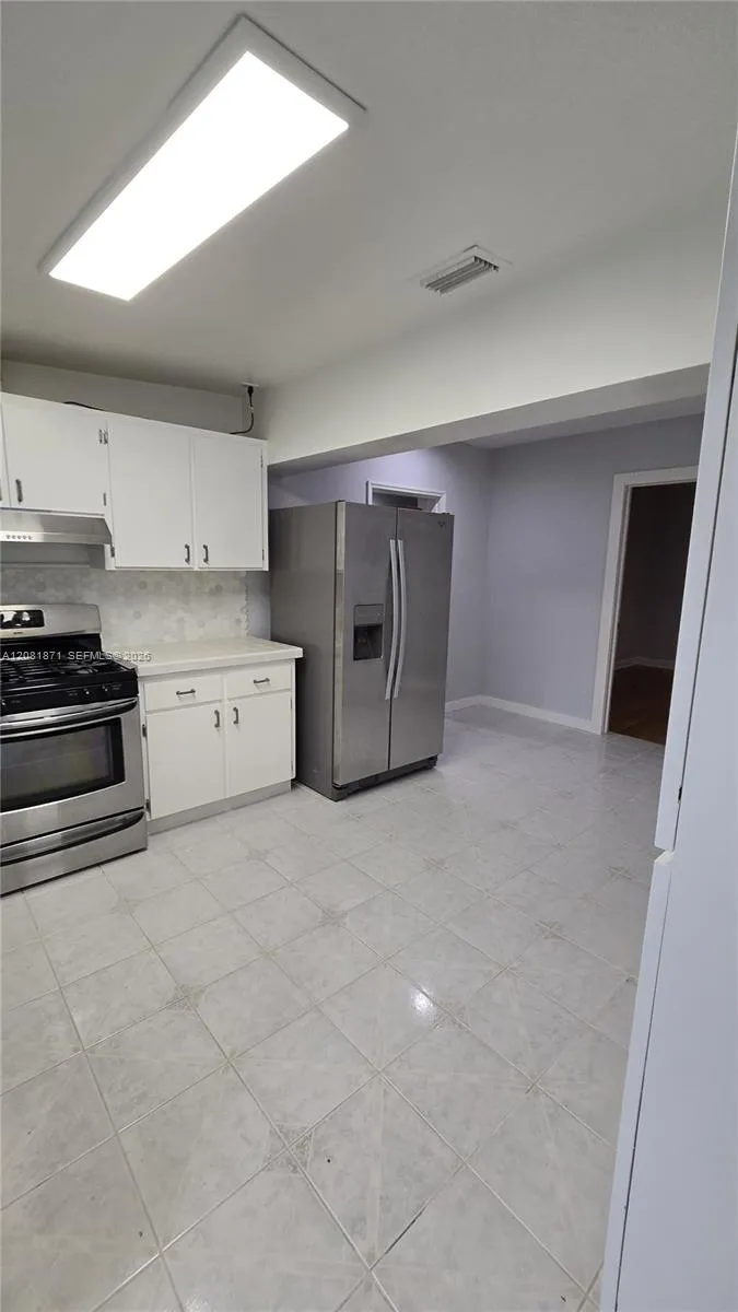 5911 SW 6th St #2 Miami, FL 33144