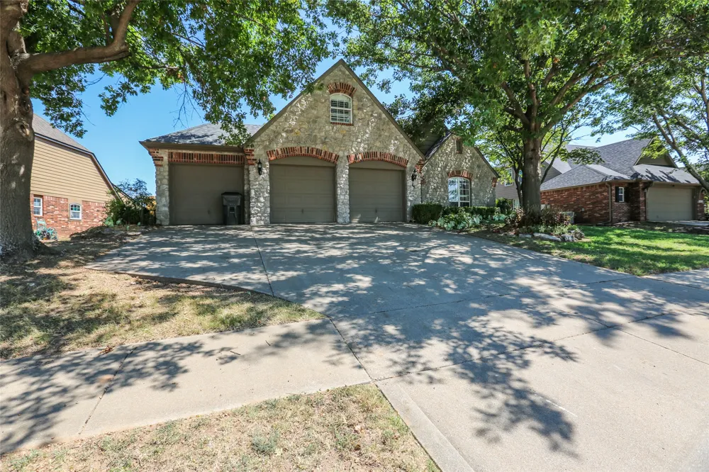 9307 98th East Court E Owasso, OK 74055