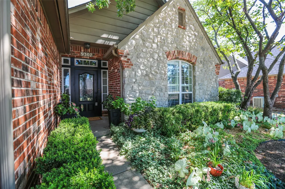 9307 98th East Court E Owasso, OK 74055