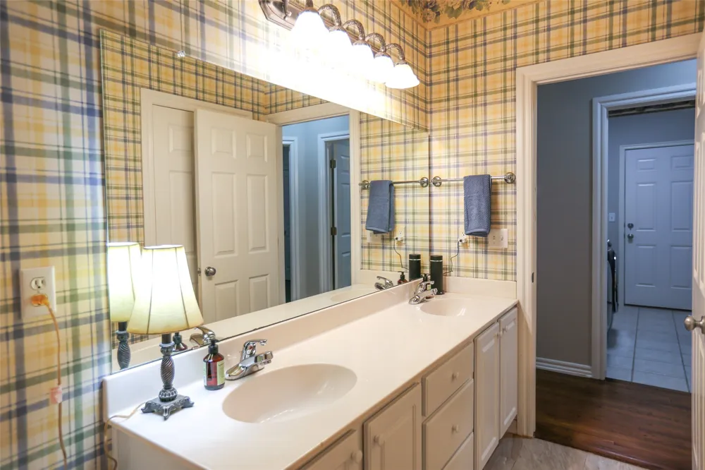 9307 98th East Court E Owasso, OK 74055