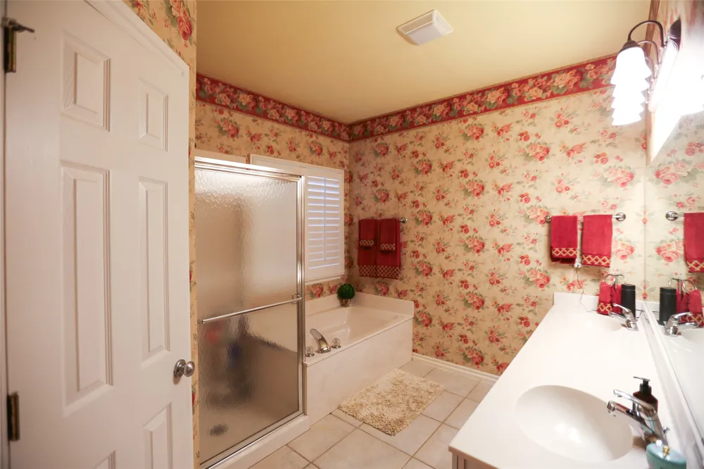 9307 98th East Court E Owasso, OK 74055