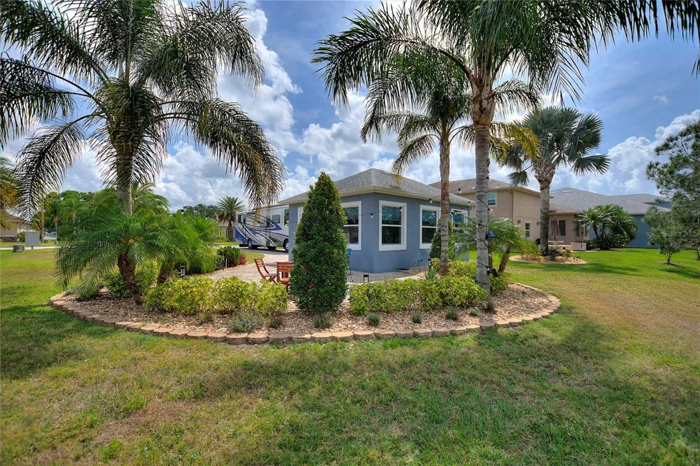 544 NARROW POND ROAD Polk City, FL 33868