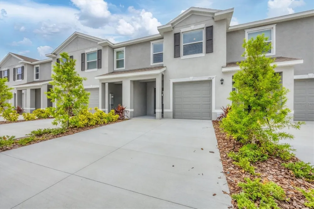 17657 CRESCENT MOON LOOP Bradenton, FL 34211