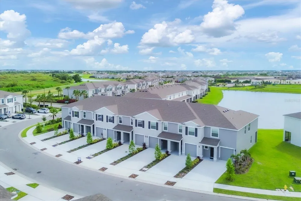 17657 CRESCENT MOON LOOP Bradenton, FL 34211