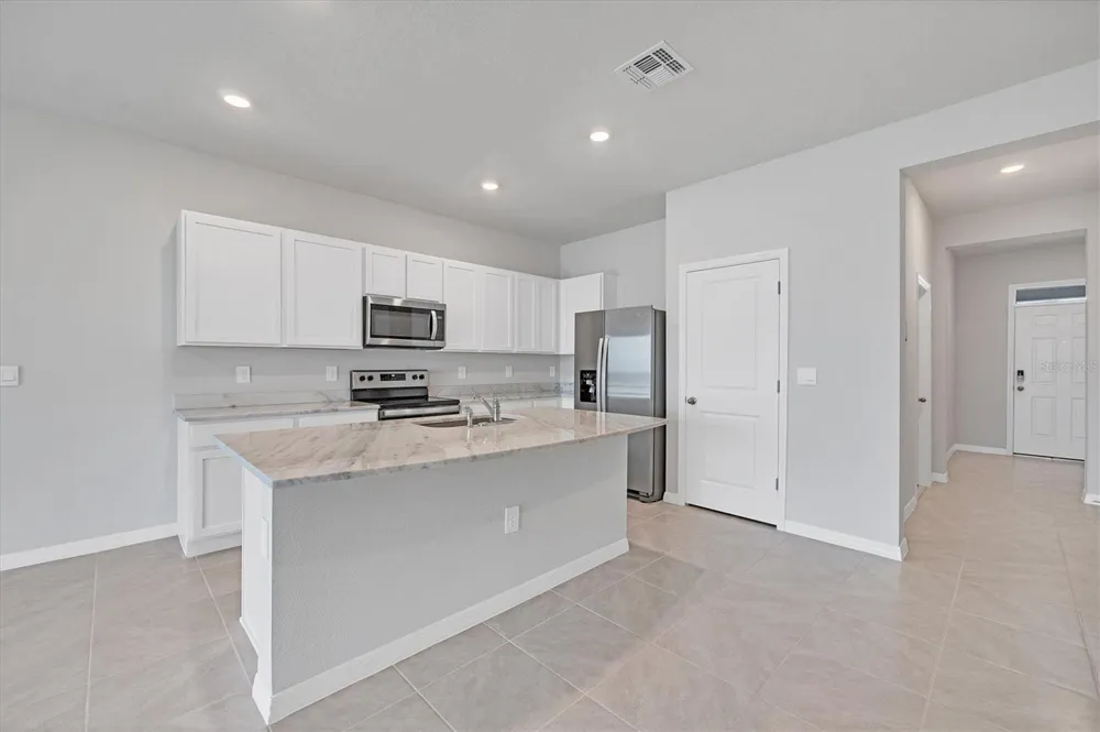 17657 CRESCENT MOON LOOP Bradenton, FL 34211