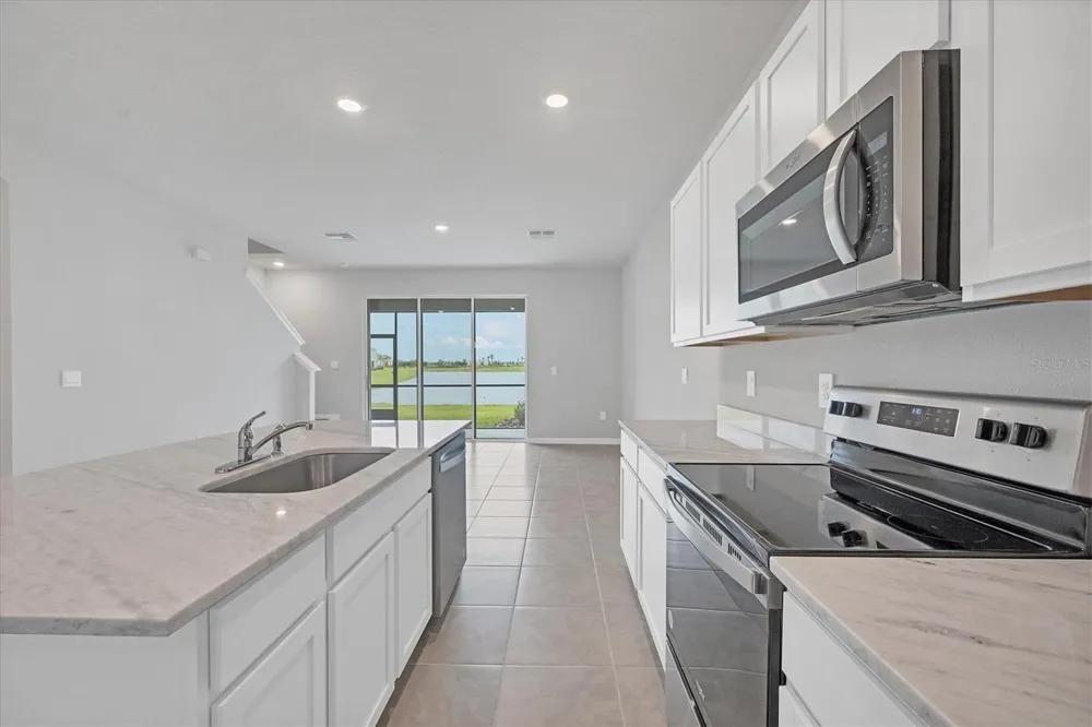 17657 CRESCENT MOON LOOP Bradenton, FL 34211