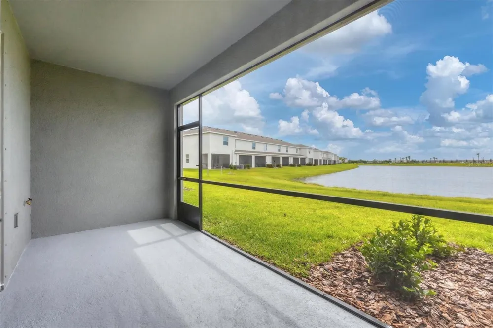 17657 CRESCENT MOON LOOP Bradenton, FL 34211