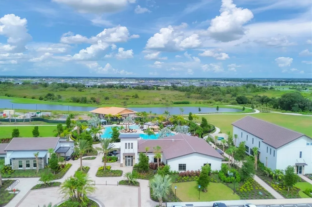 17657 CRESCENT MOON LOOP Bradenton, FL 34211