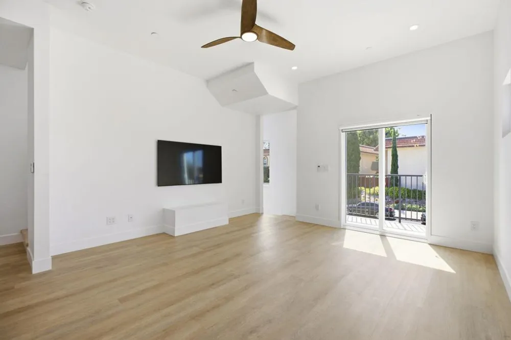 2055 S El Camino Real Oceanside, CA 92054