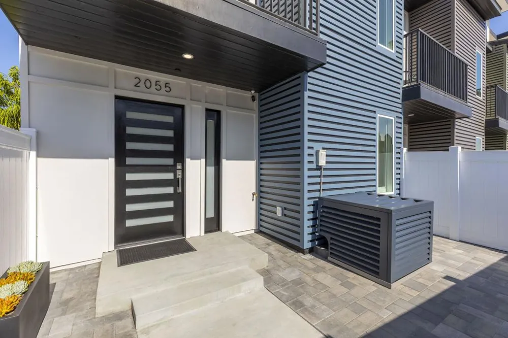 2055 S El Camino Real Oceanside, CA 92054