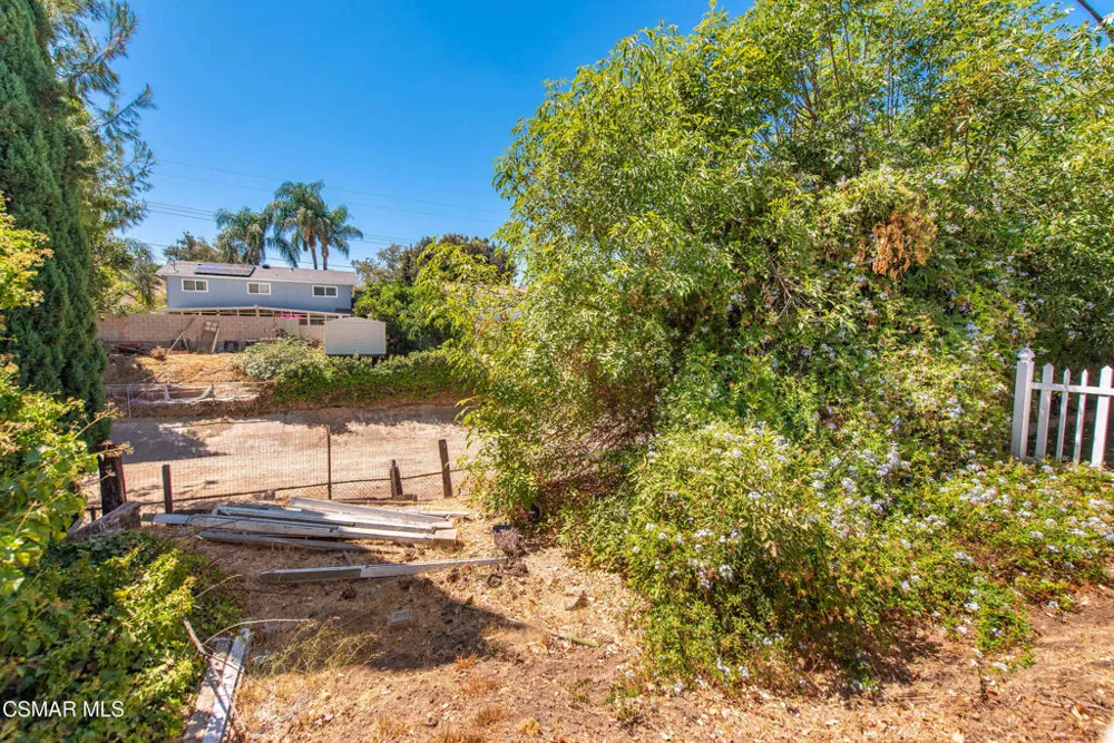 895 Appleton Road Simi Valley, CA 93065