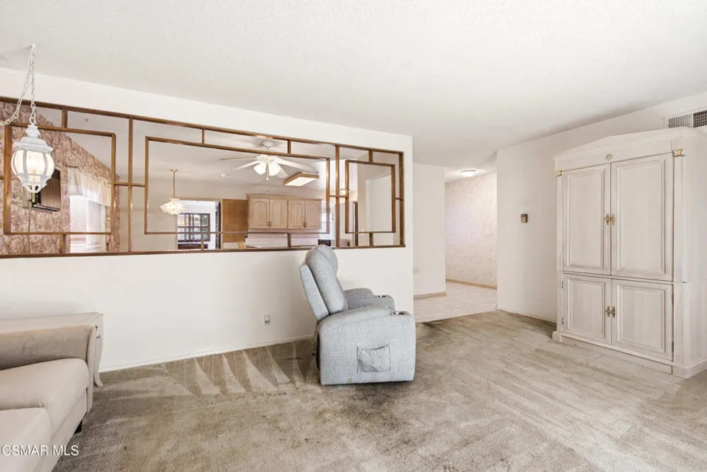 895 Appleton Road Simi Valley, CA 93065