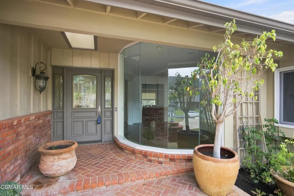 631 Camino Verde Thousand Oaks, CA 91360