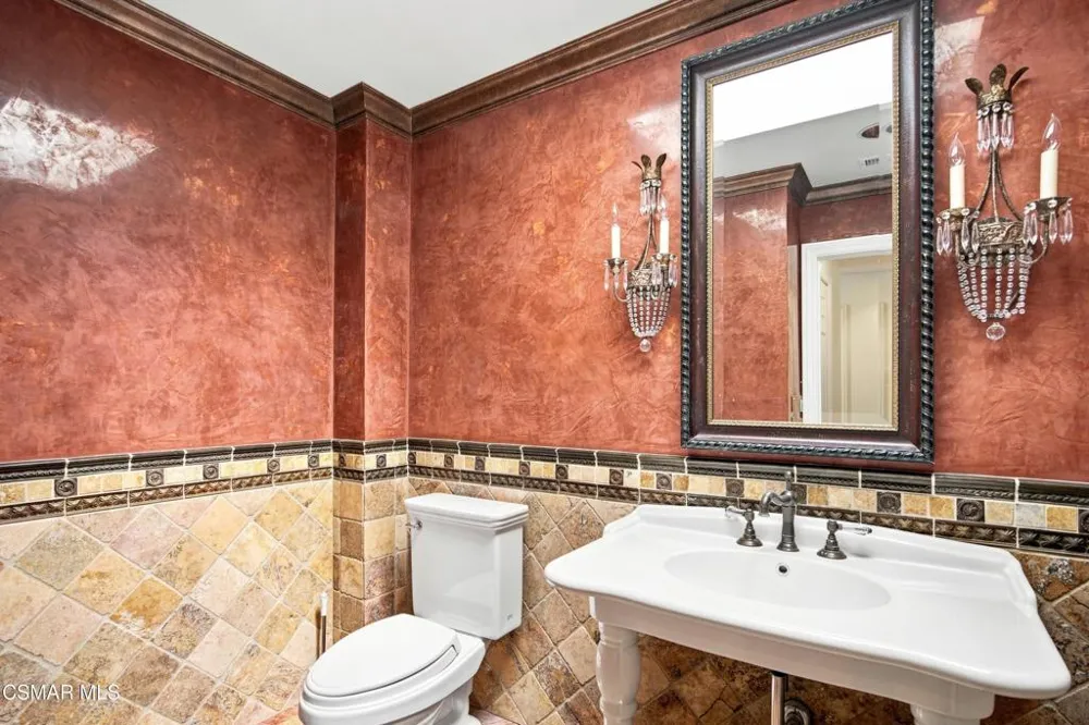 631 Camino Verde Thousand Oaks, CA 91360