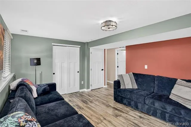 1374 Dover Street Broomfield, CO 80020