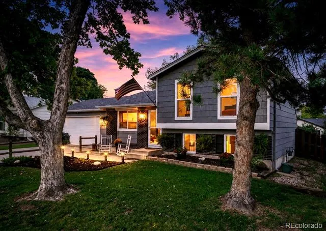 1374 Dover Street Broomfield, CO 80020