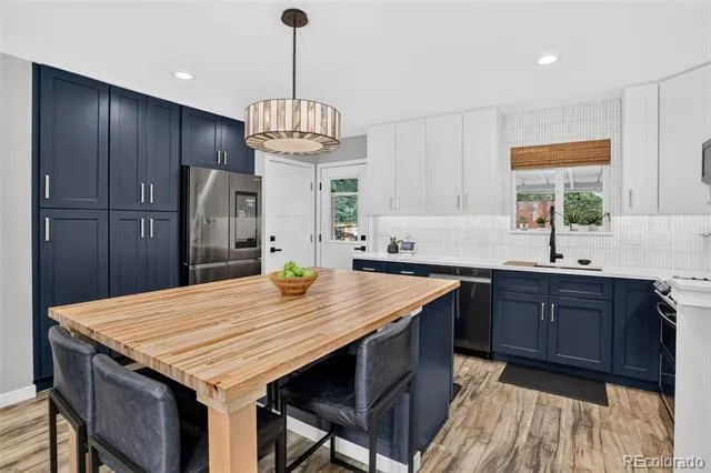 1374 Dover Street Broomfield, CO 80020