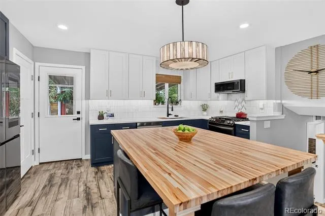 1374 Dover Street Broomfield, CO 80020