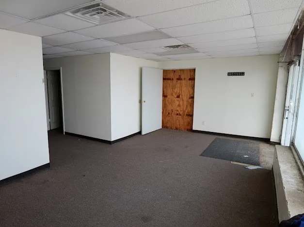 401 E Texas Avenue Mart, TX 76664