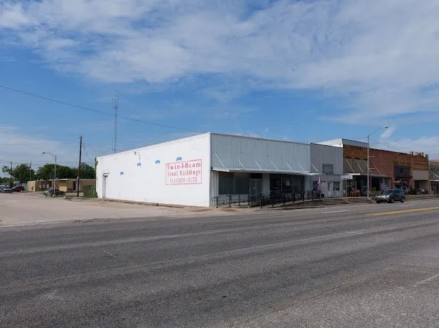 401 E Texas Avenue Mart, TX 76664