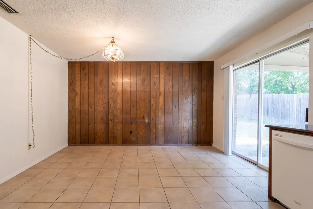 209 Pebblebrook Street Arlington, TX 76014