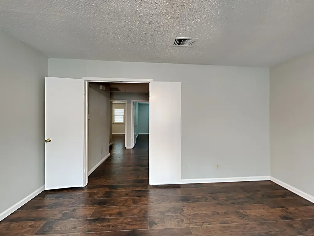 462 Westview Terrace Arlington, TX 76013