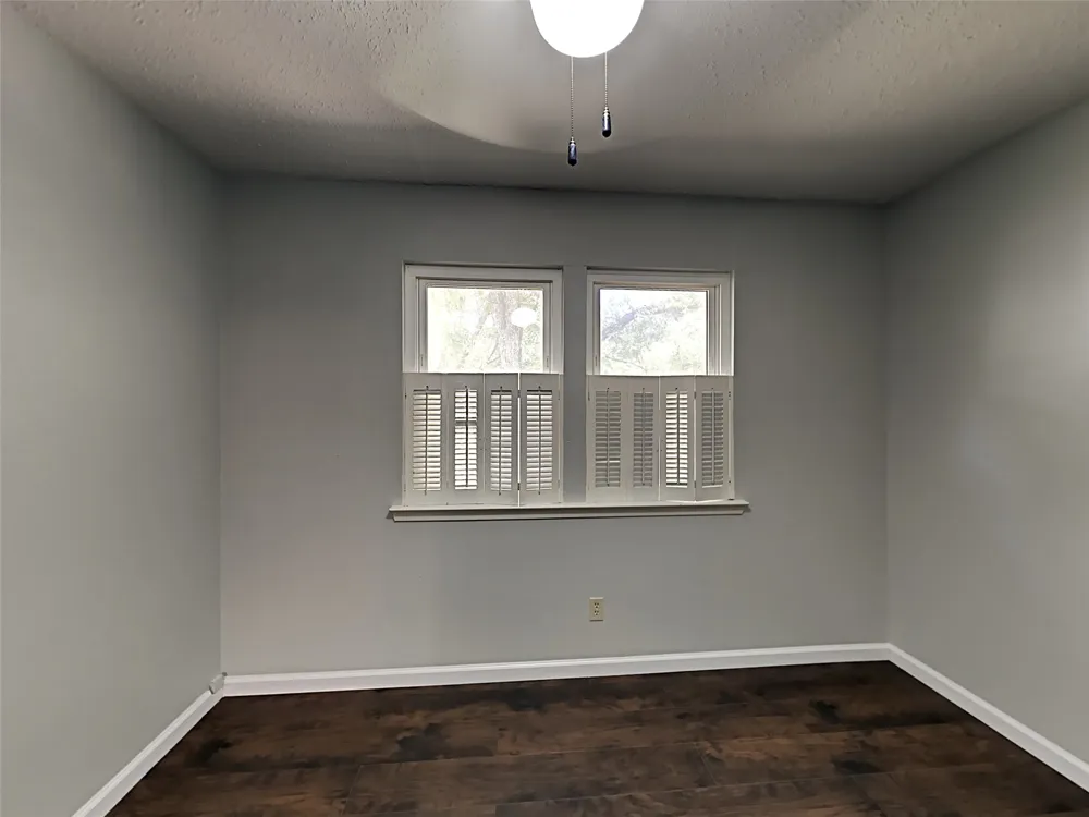 462 Westview Terrace Arlington, TX 76013
