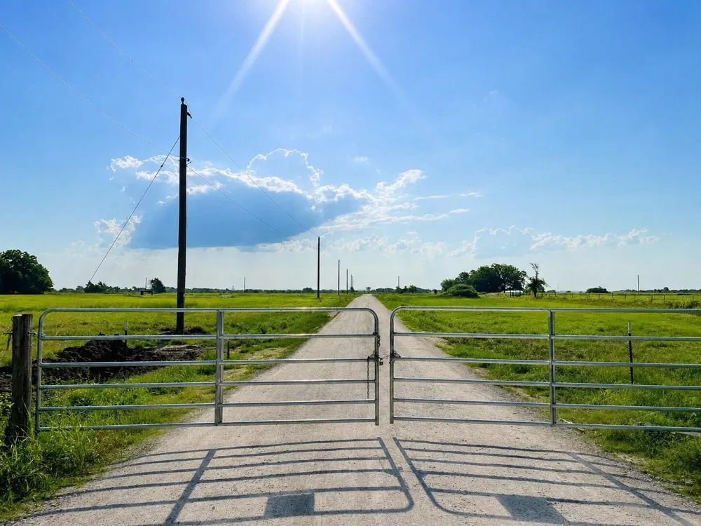 2 County Road 463 Mexia, TX 76667