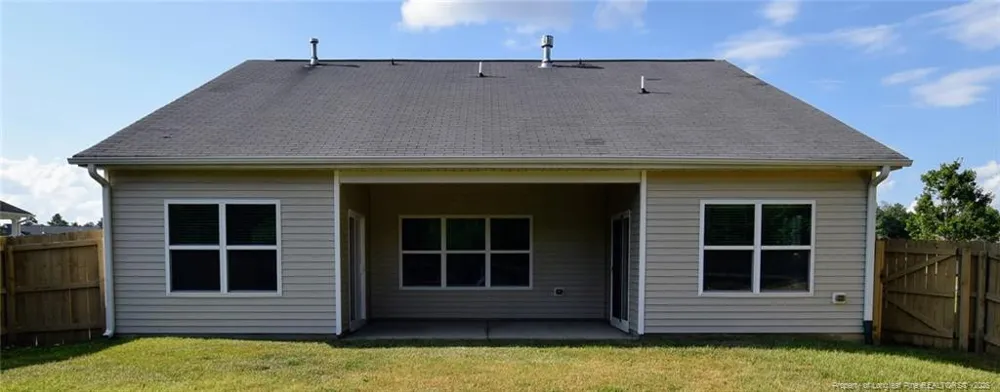 2541 Spinnaker Drive Hope Mills, NC 28348