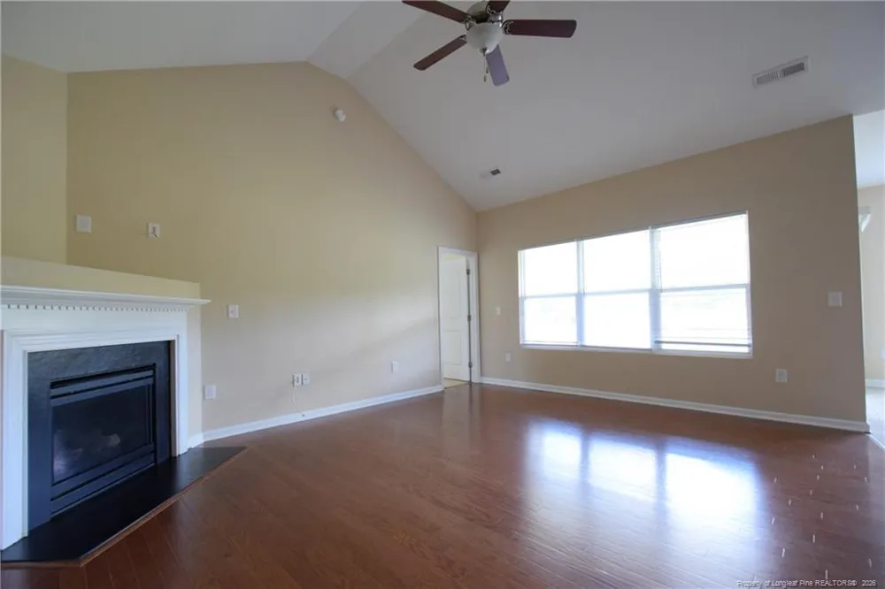 2541 Spinnaker Drive Hope Mills, NC 28348