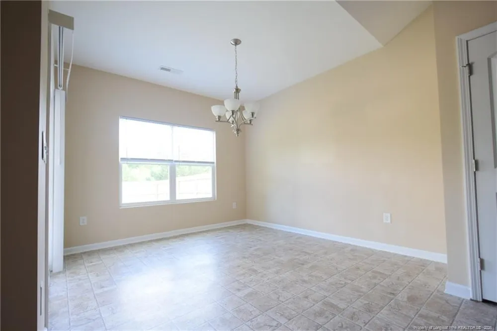 2541 Spinnaker Drive Hope Mills, NC 28348