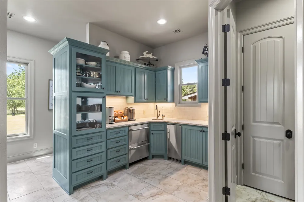 13689 S Lewis Avenue Bixby, OK 74008