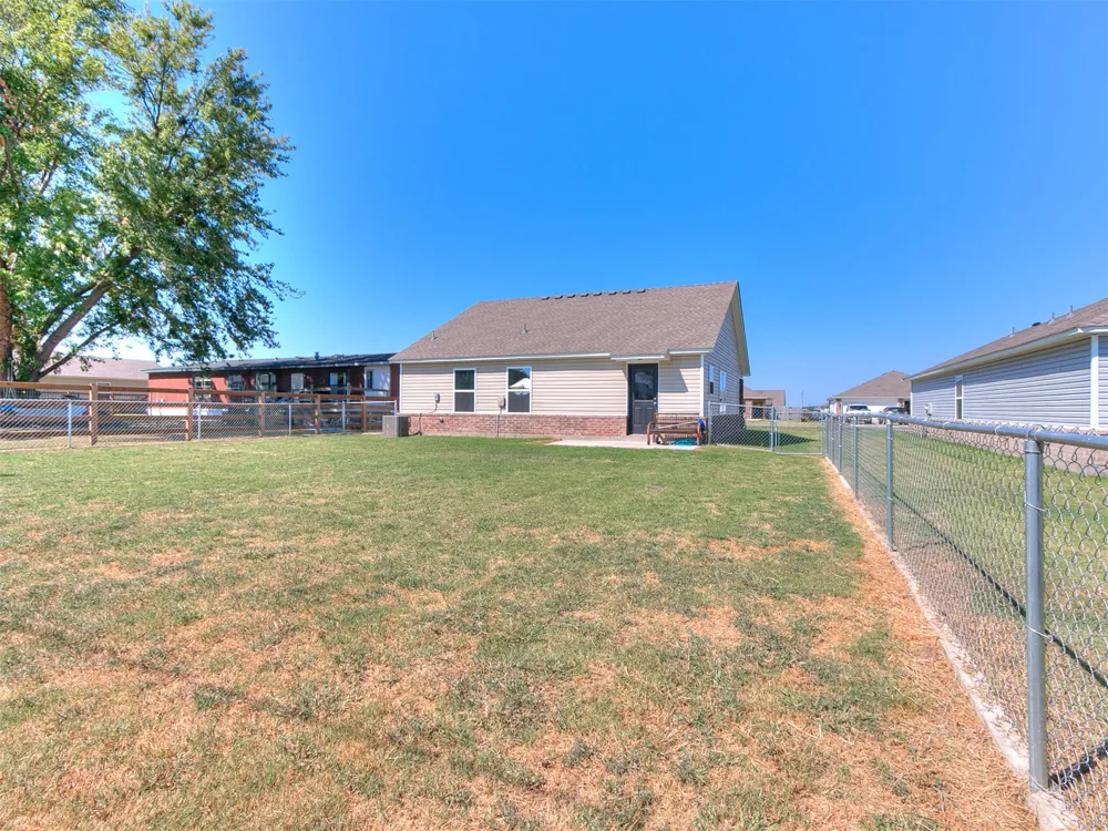 708 Redbud Avenue Beggs, OK 74421