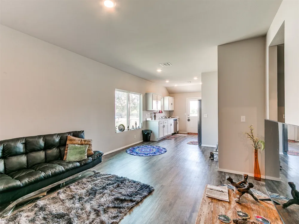 708 Redbud Avenue Beggs, OK 74421