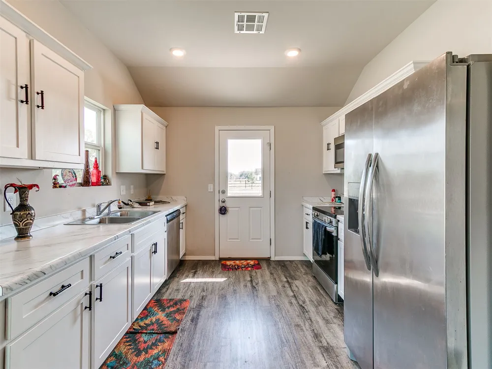 708 Redbud Avenue Beggs, OK 74421