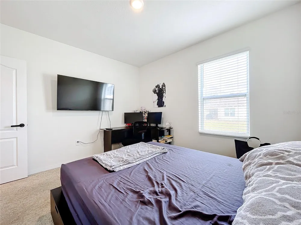 1634 REDDISH EGRET COURT Davenport, FL 33897