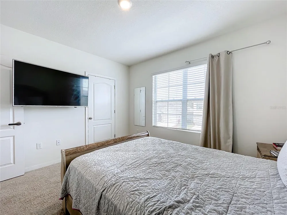 1634 REDDISH EGRET COURT Davenport, FL 33897