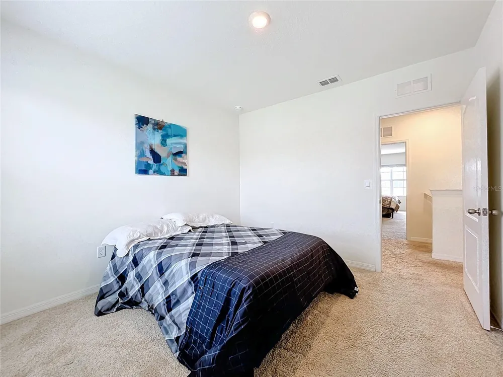 1634 REDDISH EGRET COURT Davenport, FL 33897