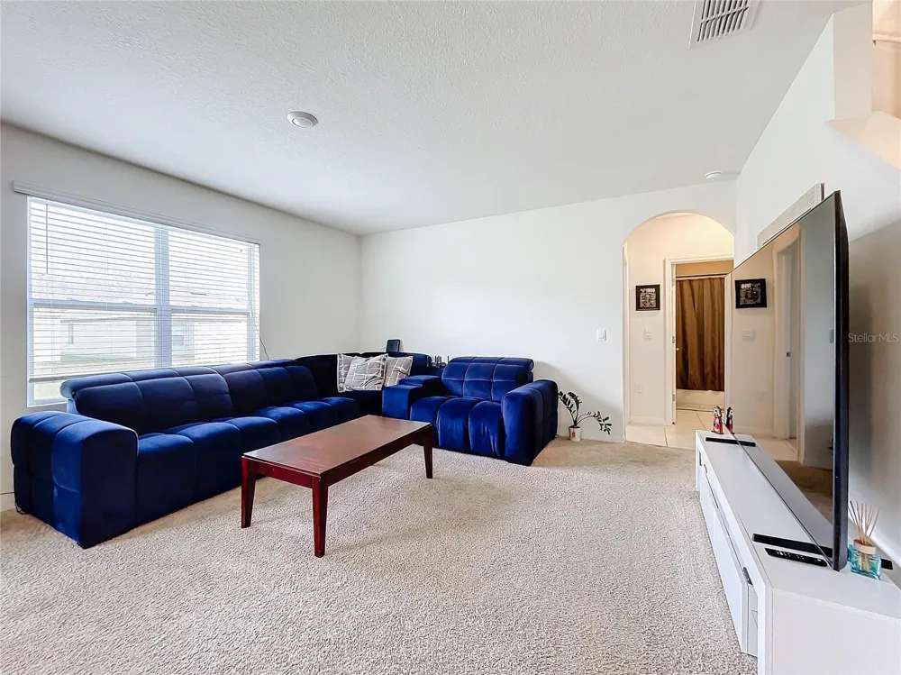 1634 REDDISH EGRET COURT Davenport, FL 33897
