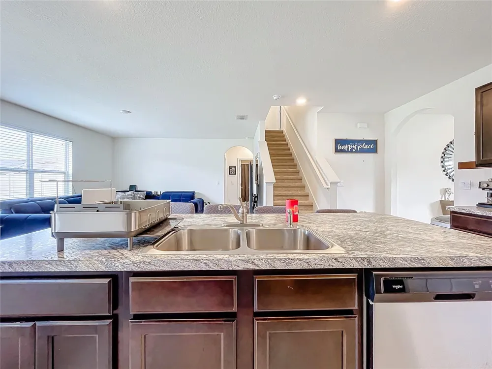 1634 REDDISH EGRET COURT Davenport, FL 33897