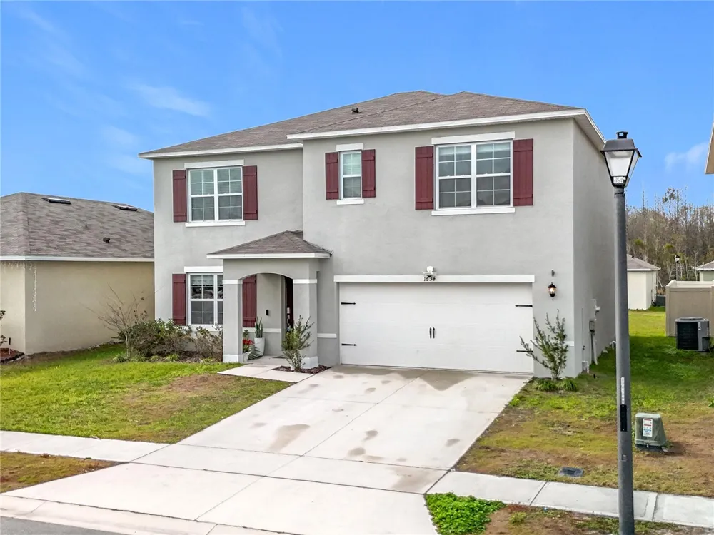 1634 REDDISH EGRET COURT Davenport, FL 33897