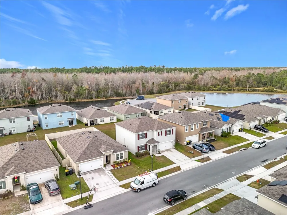 1634 REDDISH EGRET COURT Davenport, FL 33897