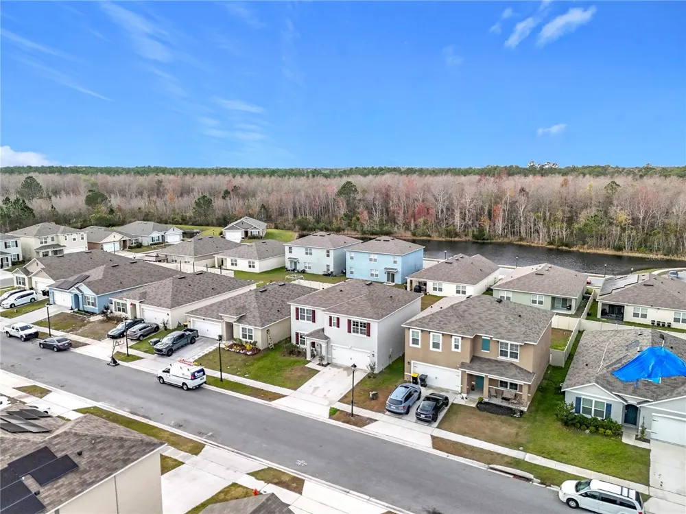 1634 REDDISH EGRET COURT Davenport, FL 33897